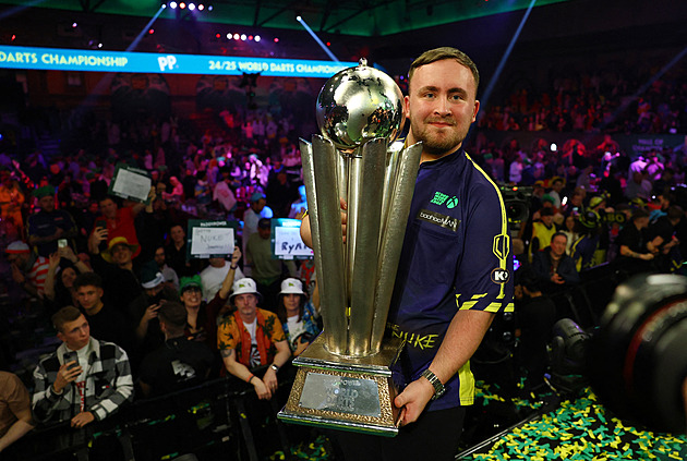 Střídání na šipkařském trůnu. Jedničkou je Littler, rival ale hlásí: Oba jsme odskočení!