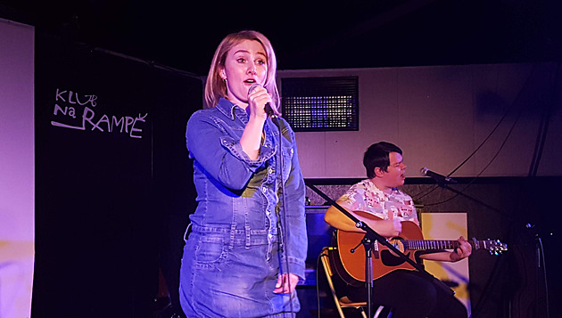 Skupina Jananas bhem koncertu v Klubu Na Ramp