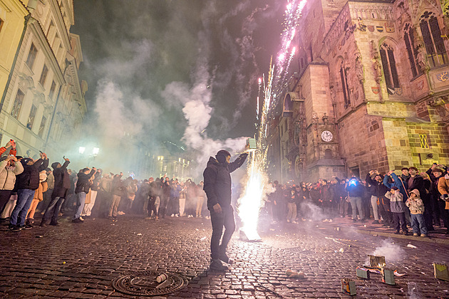 Více zón bez petard. Novela zákona umožní Praze pyrotechniku zakázat úplně