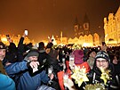 Lid� v centru Prahy slav� p��chod roku 2025. (1. ledna 2025)
