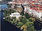 Slovanský ostrov a na nm ofínský palác.