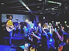 Pok�� b�hem koncertu v Klubu Na Ramp�