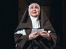 Na�a Konvalinková v p�edstavení Terezka v pra�ském kostele sv. �imona a Judy