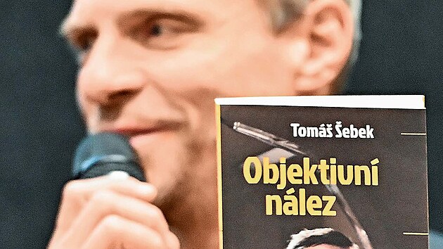 esk chirurg Tom ebek pedstavil ped Vnoci svoji zatm posledn knihu Objektivn nlez, kterou vydalo nakladatelstv Paseka.