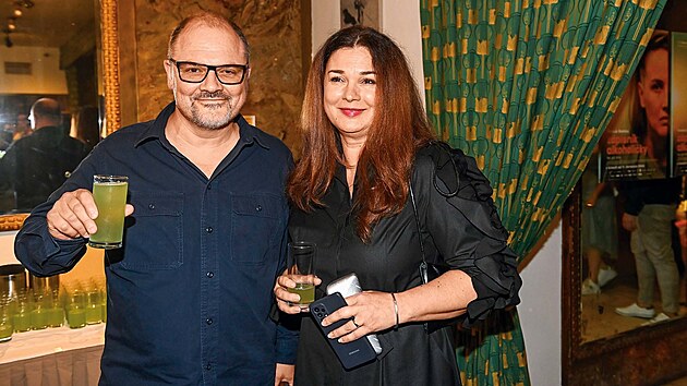 V �ervenci 2009 se Martina provdala za herce Martina Preisse.