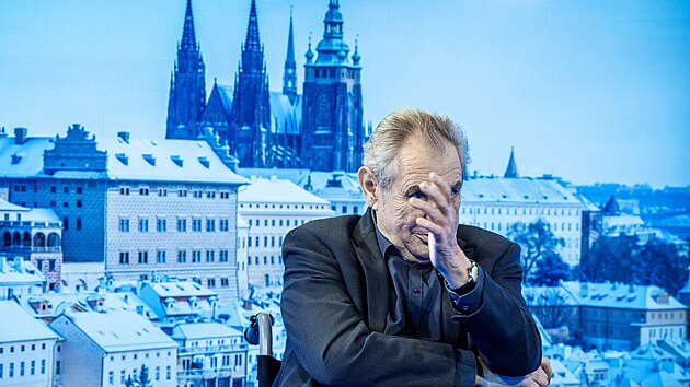 Hostem poadu Rozstel je Milo Zeman, bval prezident R.