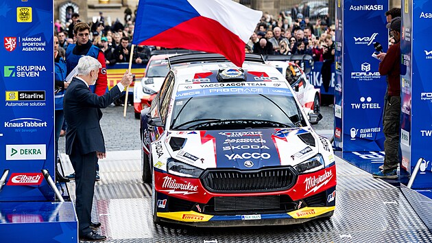 St�edoevropská rallye. Závod sv�tového �ampionátu, kterého se týká vrácení...