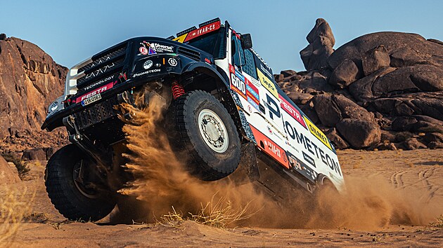 Sk�kaj�c� kamion Martina Mac�ka MMT EVO4 Bohou�