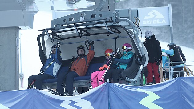 Tak nvtvnost beskydskho lyaskho stediska v Bl na Frdecko-Mstecku byla mezi zimnmi svtky vysok. (27. prosince 2024)