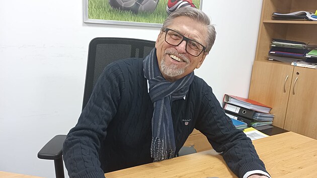 Vladim�r Koubek zp�t ve sv� kancel��i.