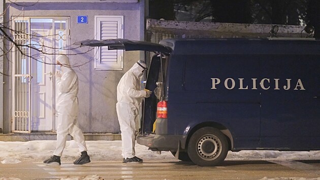 Ozbrojen� mu� v �ernohorsk�m Cetinje zabil n�kolik lid�. (1. ledna 2025)