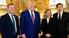 Italská premiérka Giorgia Meloniová se setkala s Donaldem Trumpem v jeho...