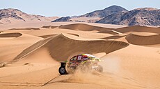 Martin Prokop b�hem dvoudenní 2. etapy Rallye Dakar.