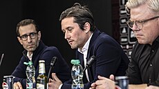 Spar�anský sportovní �editel Tomá� Rosický b�hem tiskové konference p�ed...