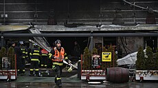 Vyho�elá pizzerie PamPam v Ústí nad Labem. Na míst� jsou vy�et�ovatelé policie...