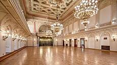 Velký sál v �ofínském paláci.