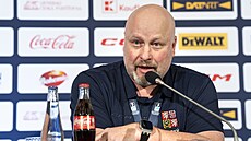 Hlavní trenér Patrik Augusta na tiskové konferenci po návratu bronzových...