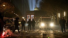 Policie dohlíží na novoroční oslavy v Berlíně. (1. ledna 2025)