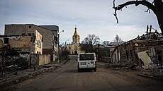 Evakuace obyvatel ukrajinského Kupjansku v Charkovské oblasti, ke kterému se...