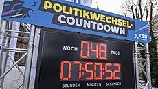 Tabule bavorské CSU s hodinami a dny, které zbývají do n�meckých voleb. (6....