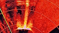 �védské námo�nictvo vyzvedlo z Baltského mo�e kotvu ropného tankeru Eagle S....