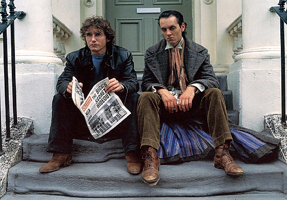 Paul McGann a Richard E. Grant ve filmu Withnail a já