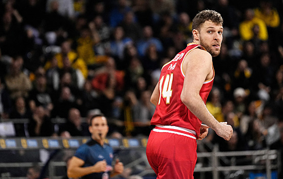 Sa�a Vezenkov v dresu Olympiakosu