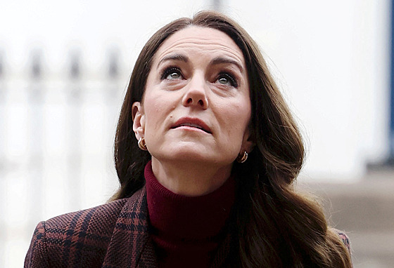 Princezna Kate na návštěvě londýnské nemocnice The Royal Marsden, kde se sama...