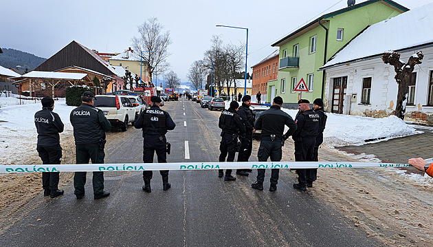 Na Slovensku začal soud se studentem, který loni vraždil ve škole. Vinu odmítl