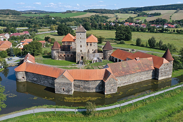 Turistická sezóna 2025: kdy začíná a kdy se otevřou hrady a zámky