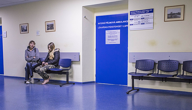 Musíte jet někam jinam. Na pohotovosti neošetří ani amputované články prstu