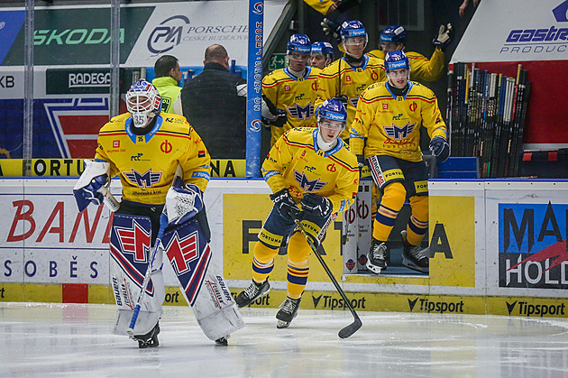 Hokejisté �eských Bud�jovic nastupují k utkání s Kladnem.