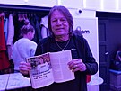 Jeden z ��f� hudebn�ho klubu Metro Pavel �eho� na slavnostn�m k�tu knihy A d�ly...