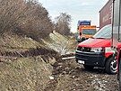 Na 14. kilometru d�lnice D7 ve sm�ru na Prahu do�lo k p�evr�cen� n�kladn�ho...