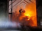 V Kounov� na Rychnovsku vyho�el statek. (11. ledna 2025)