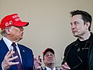 Miliardá� Elon Musk s budoucím prezidentem USA Donaldem Trumpem v Texasu (19....