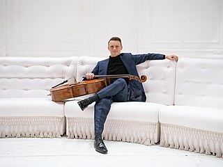 Violoncellista a hudební aran�ér Jan Zv��ina