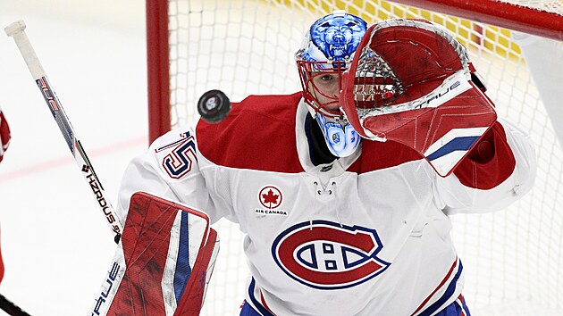 Jakub Dobe� v brance Montrealu.