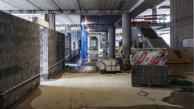 Stavba multifunkn arny v Brn pokrauje, na zatku roku 2025 je ve zhruba dvoumsnm skluzu oproti harmonogramu. (16. ledna 2025)