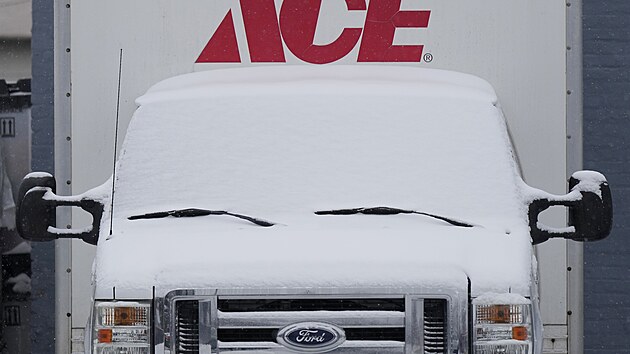 USA zas�hly sn�hov� bou�e. (10. ledna 2025)