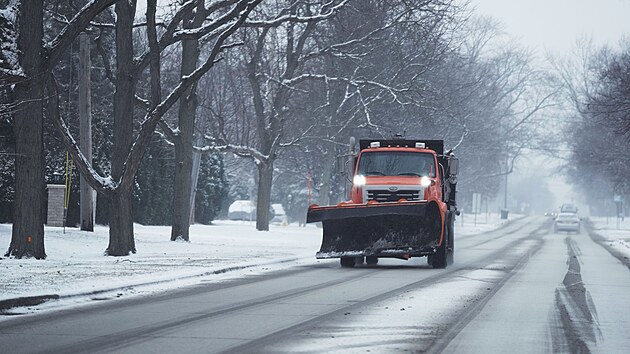 USA zas�hly sn�hov� bou�e. (10. ledna 2025)