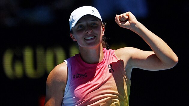 Iga �wiatekov� se raduje po postupu ze t�et�ho kola Australian Open.