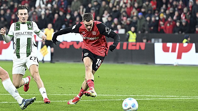 Florian Wirtz promuje penaltu a zvyuje nskok Leverkusenu v utkn s...