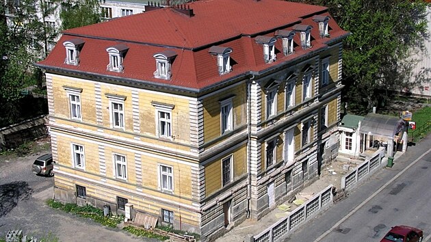 B�val� ubytovna v a�sk� Moravsk� ulici se zm�n� na bytov� d�m. Nejprve p�jde k zemi nevzhledn� p��stavba.