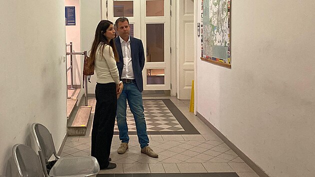 Manželé z Prachaticka stanuli u plzeňského soudu kvůli vlajce s hákovým křížem. Ta se objevila během loňských Slavností svobody. (16. ledna 2025)