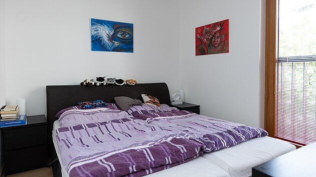 Lo�nice sice nen� p��li� rozm�rn�, ale dom�c� v n� maj� v�e, co pot�ebuj�.