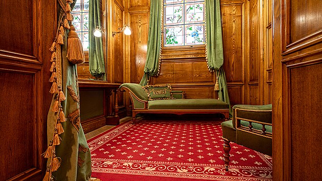 Sou��st� oprav byly sana�n�, stavebn� a restaur�torsk� pr�ce.