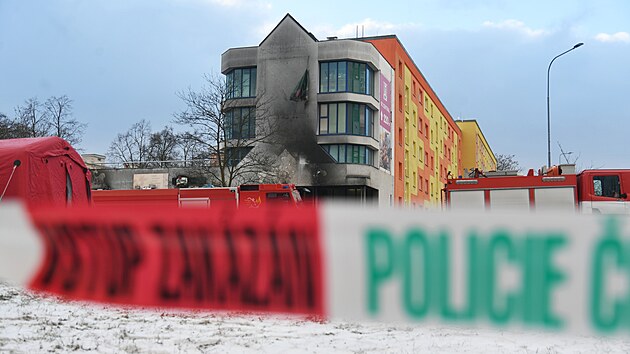 P�i v�buchu v restauraci v Most� uho�elo �est lid�, dal�� jsou zran�n�. Pozd�ji zem�ela v nemocnici dal�� �ena. (12. ledna 2025)