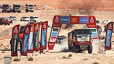 Karel Poslední v desáté etap� Dakaru.