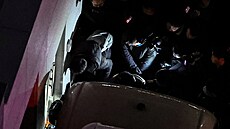 Protikorup�ní vy�et�ovatelé zadr�eli jihokorejského prezidenta Jun Sok-jola,...